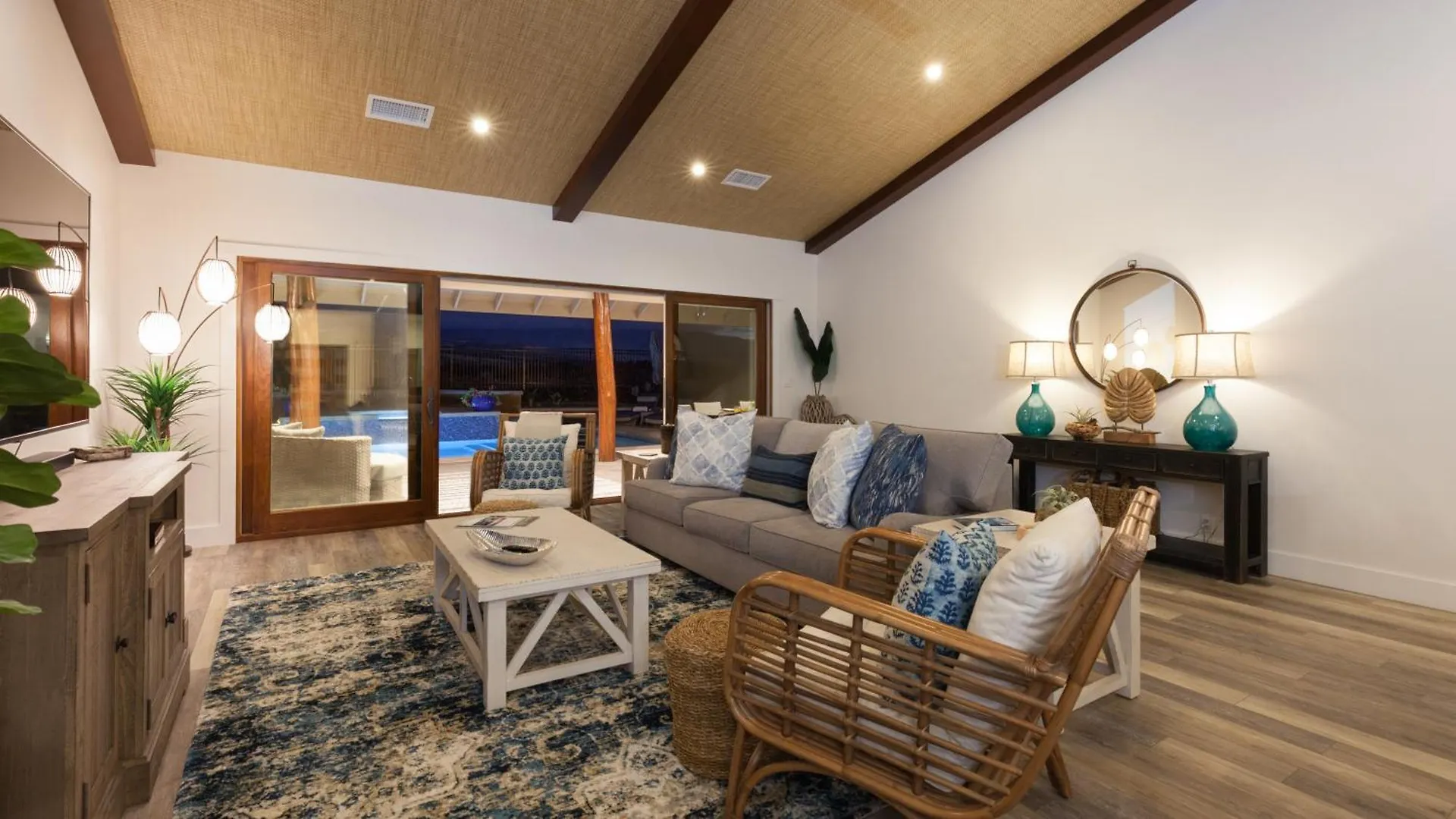 Aloha Spirit Ainamalu 4Br Home With Outdoor Living Room And Pool Waikoloa